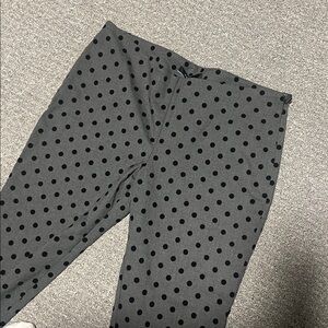 Le Chateau Charcoal capri Pants with Black Dots contrast late 90s y2K trouser